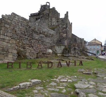 A Casa De Mateo Daire Ribadavia Dış mekan fotoğraf