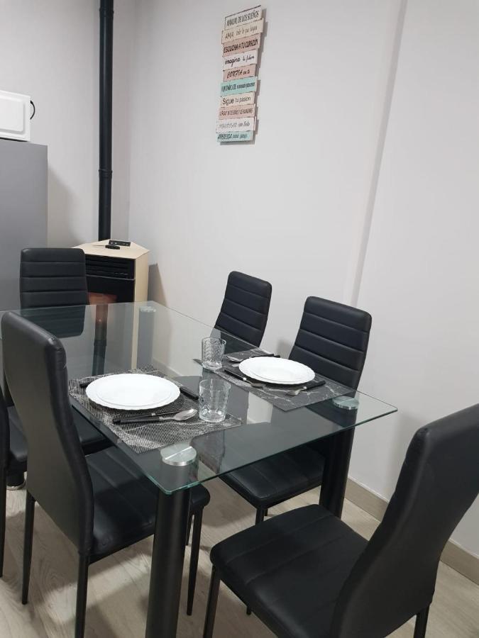 A Casa De Mateo Daire Ribadavia Dış mekan fotoğraf