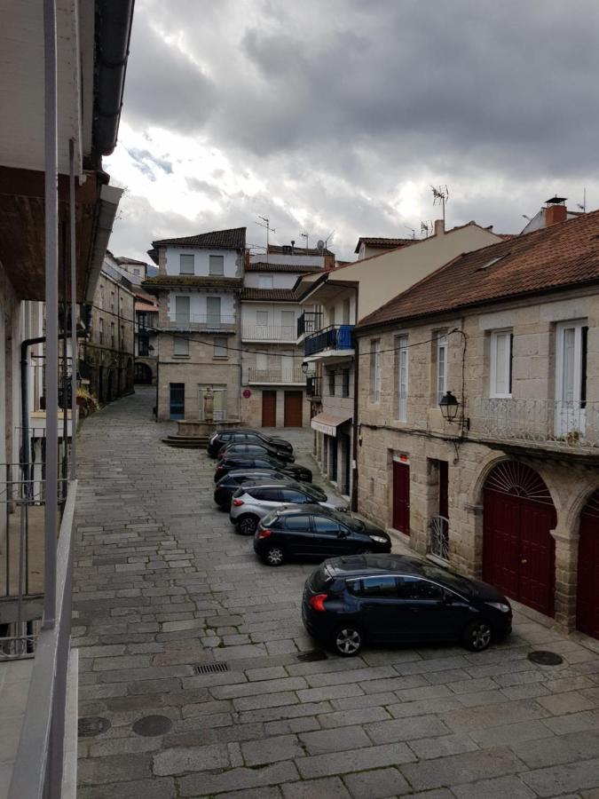 A Casa De Mateo Daire Ribadavia Dış mekan fotoğraf